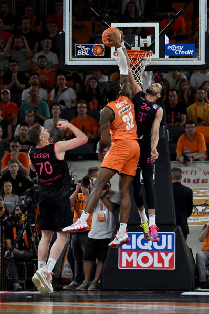 我可以帮你 我可以帮你