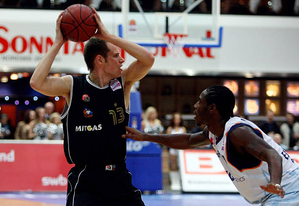 有更加深入 有更加深入