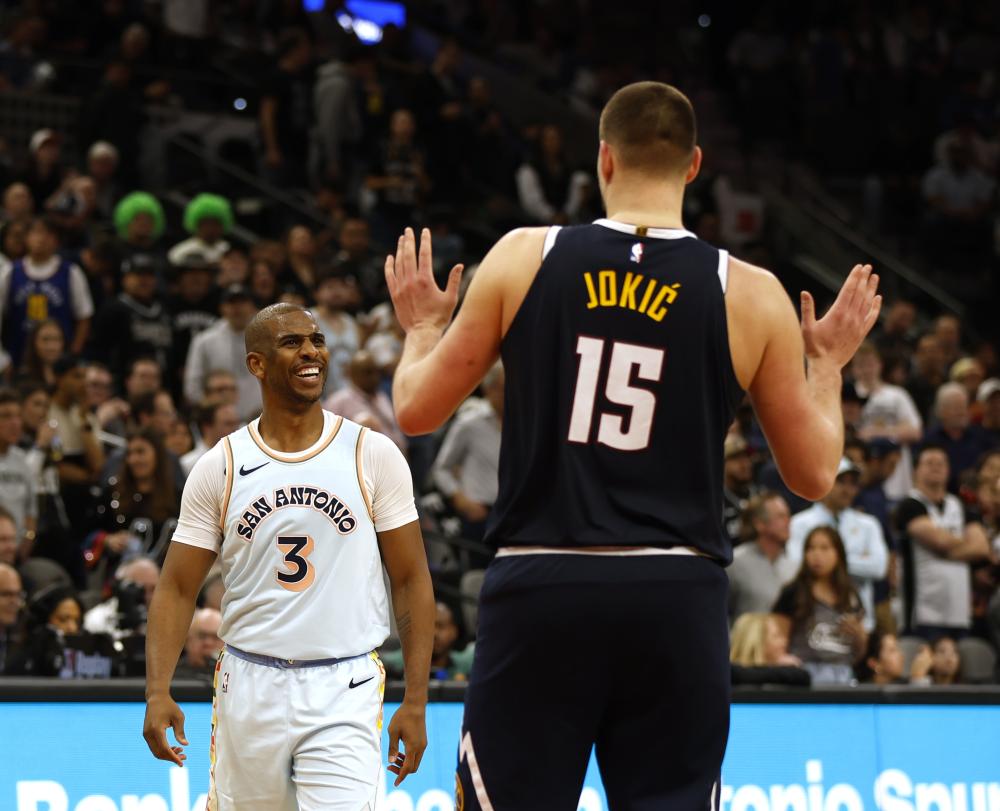 许多球员在 许多球员在